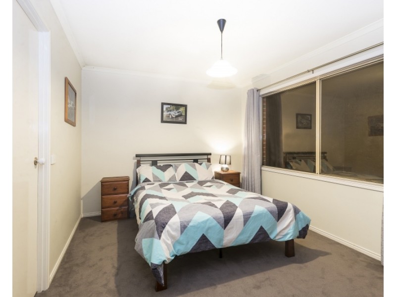 6  Barwon Street, Taylors Hill VIC 3037