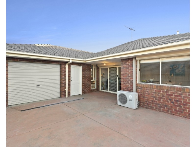 25 Marlock Way, Delahey VIC 3037