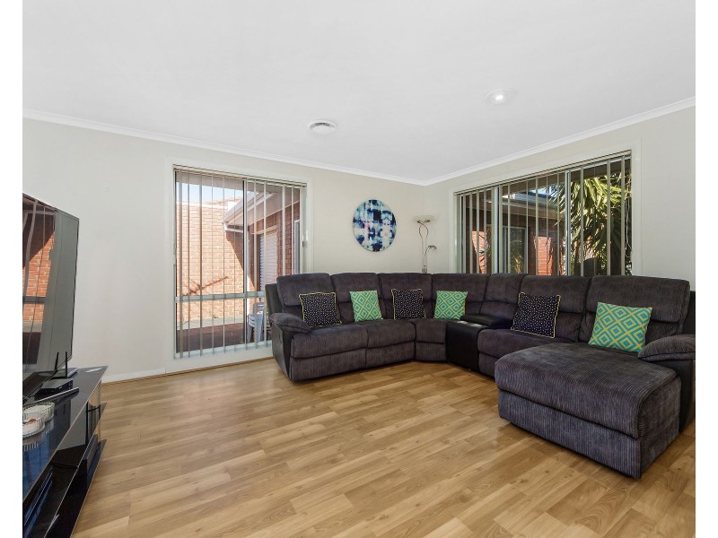 16 Stone Road, Delahey VIC 3037