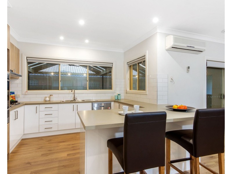 29 Loddon Drive, Taylors Hill VIC 3037