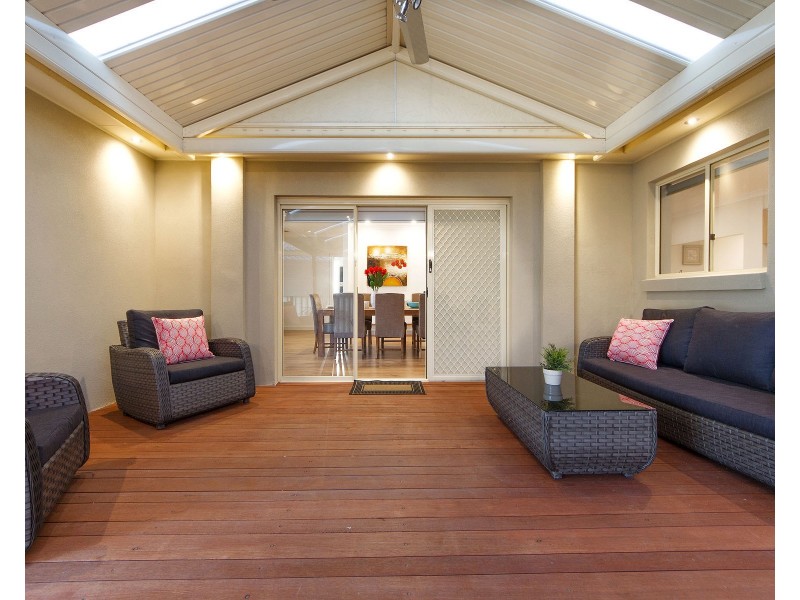 29 Loddon Drive, Taylors Hill VIC 3037