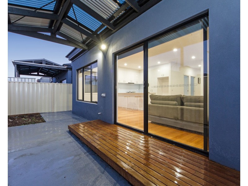 102 Allenby Road, Hillside VIC 3037