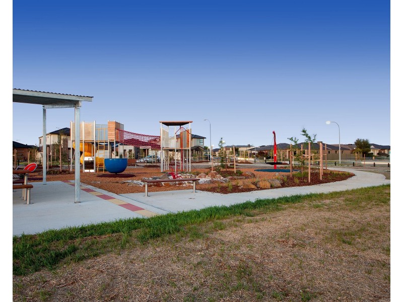 102 Allenby Road, Hillside VIC 3037