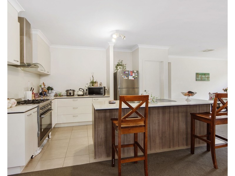 13 Slayton Road, Truganina VIC 3029