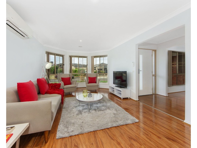 9 Manny Paul Circuit, Burnside Heights VIC 3023
