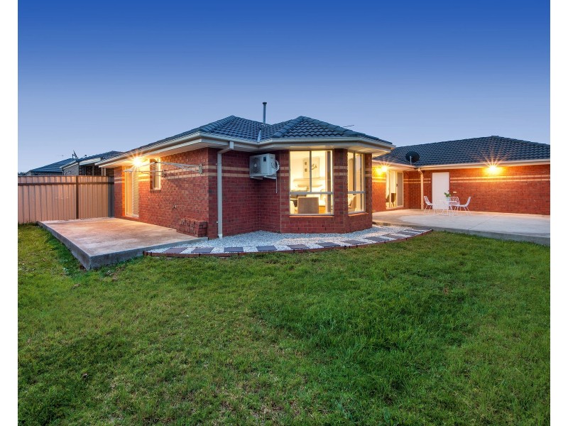 9 Manny Paul Circuit, Burnside Heights VIC 3023