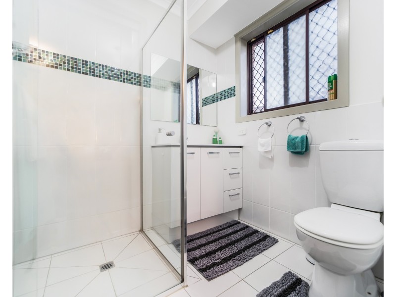 14 Poltava Walk, Delahey VIC 3037