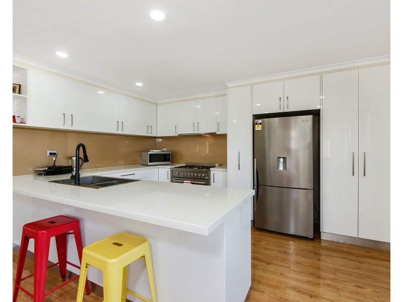10 Rogers Close, Burnside VIC 3023