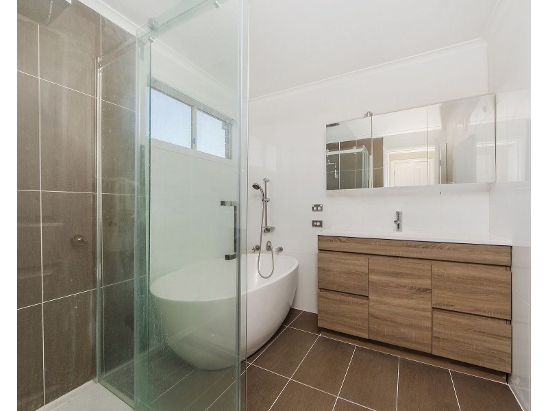 10 Rogers Close, Burnside VIC 3023