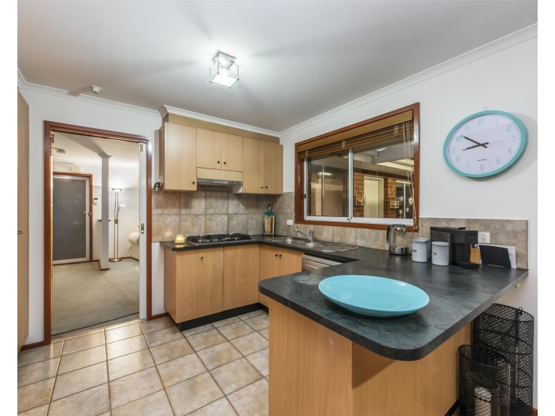 9 McNicholl Way, Delahey VIC 3037