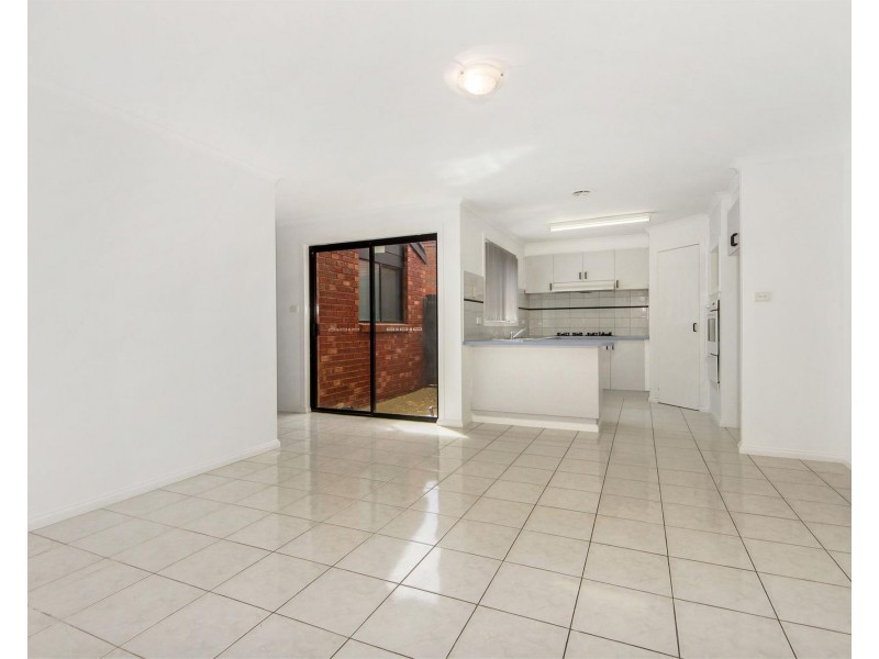 10  Duneed Way, Delahey VIC 3037