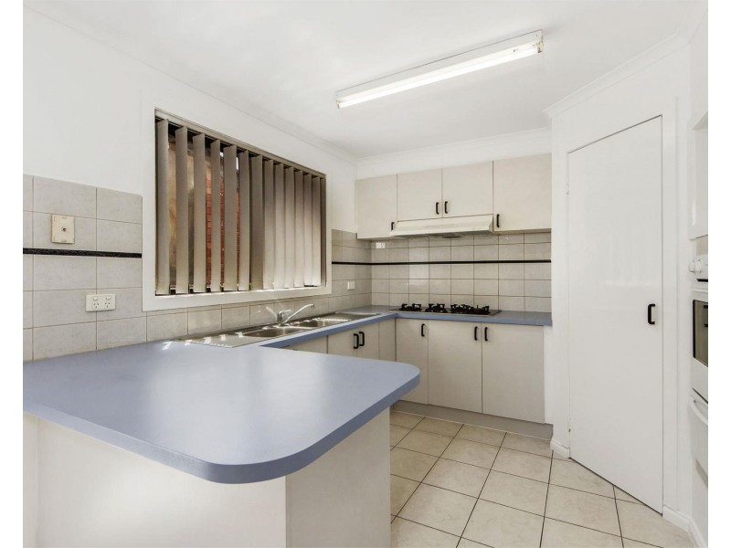 10  Duneed Way, Delahey VIC 3037