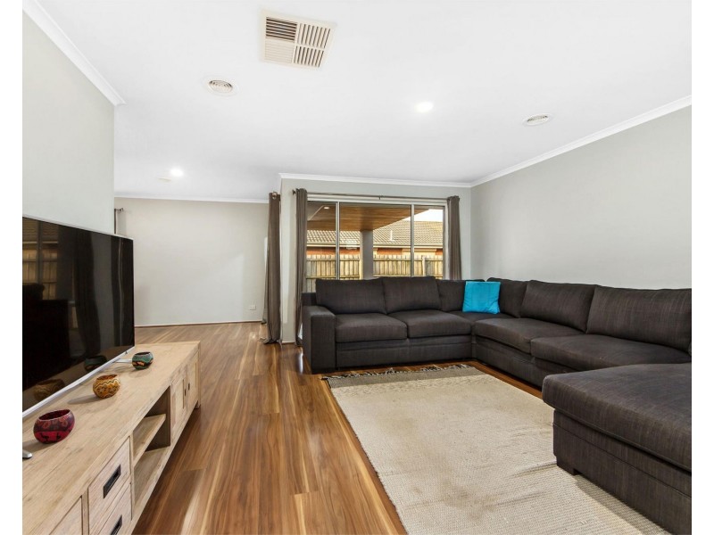 58 Allenby Road, Hillside VIC 3037