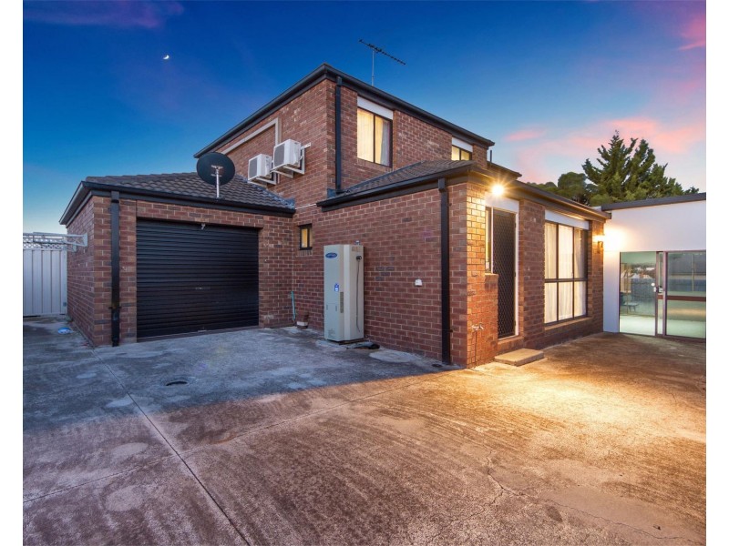1 Balaka Court, Delahey VIC 3037