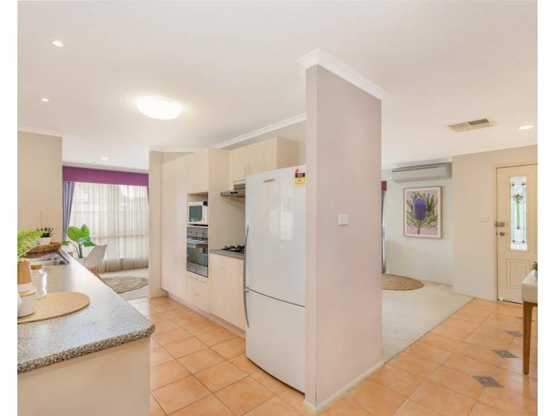3  Twyford Close, Hillside VIC 3037