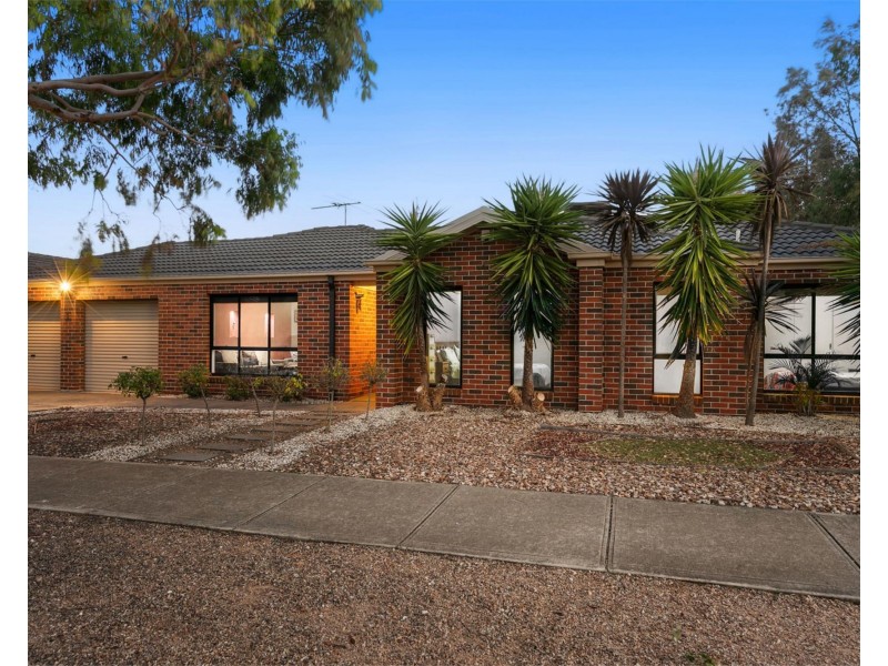 1 Ironbark Grove, Burnside Heights VIC 3023