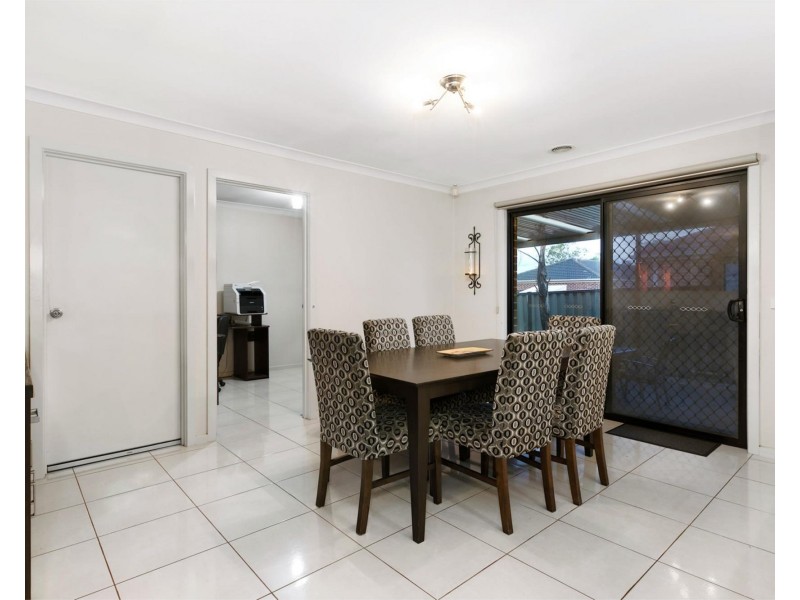 1 Ironbark Grove, Burnside Heights VIC 3023