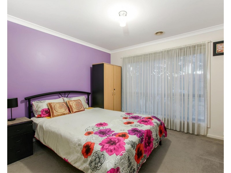 1 Ironbark Grove, Burnside Heights VIC 3023