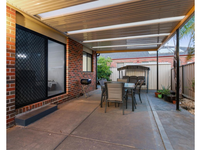 1 Ironbark Grove, Burnside Heights VIC 3023