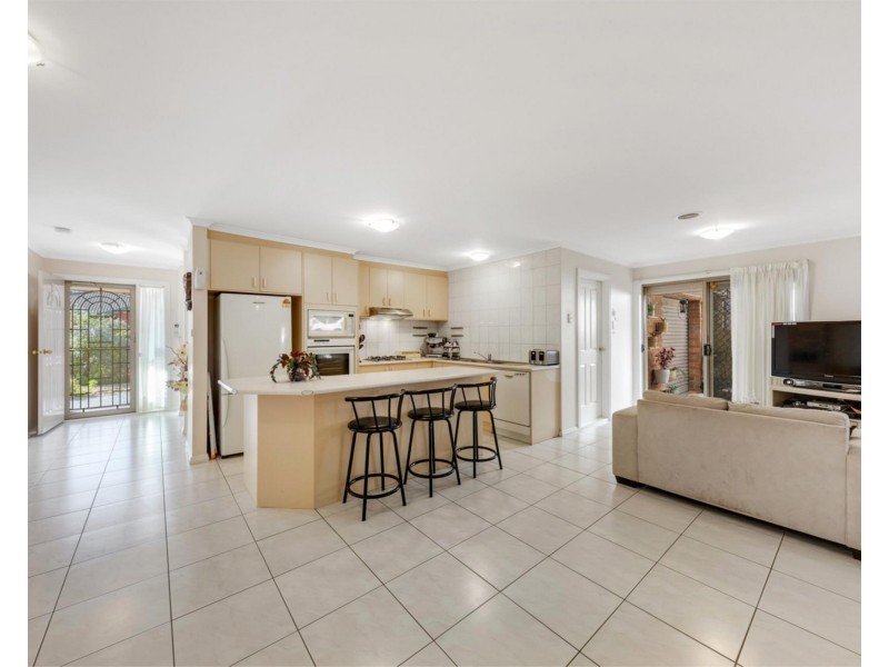 3 Tannaroo Crescent, Delahey VIC 3037