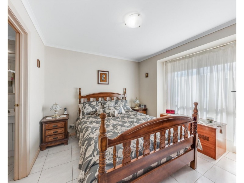 3 Tannaroo Crescent, Delahey VIC 3037