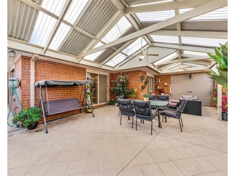3 Tannaroo Crescent, Delahey VIC 3037