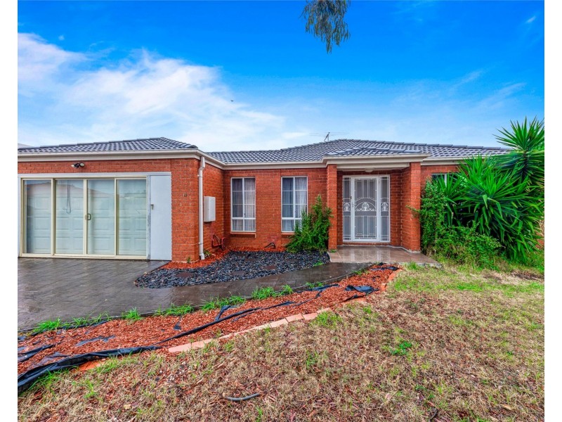 14 Thomson Way, Taylors Hill VIC 3037