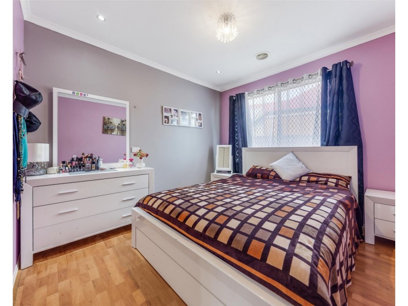 14 Thomson Way, Taylors Hill VIC 3037