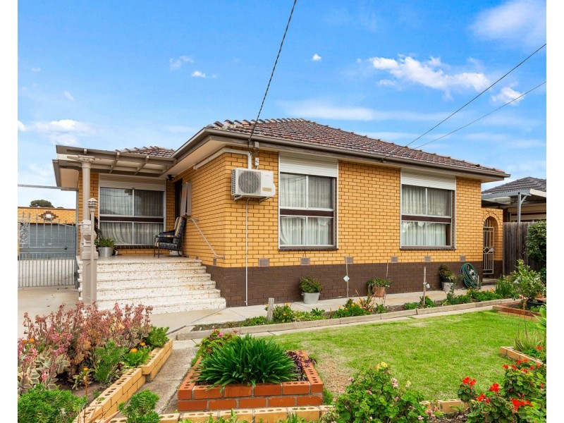 25 Yarmouth Avenue, St Albans VIC 3021