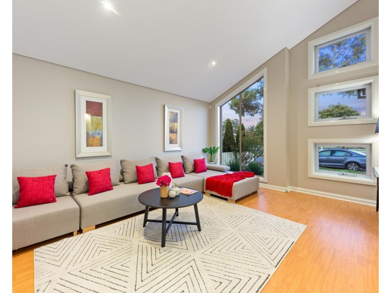 15 Tarago Terrace, Taylors Hill VIC 3037