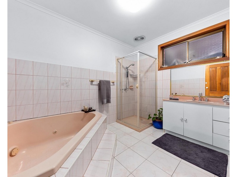 12 El Golea Mews, Keilor Downs VIC 3038