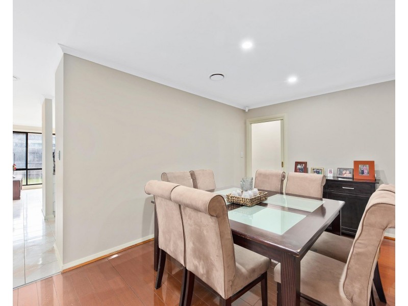 4 Phalaris Court, Delahey VIC 3037