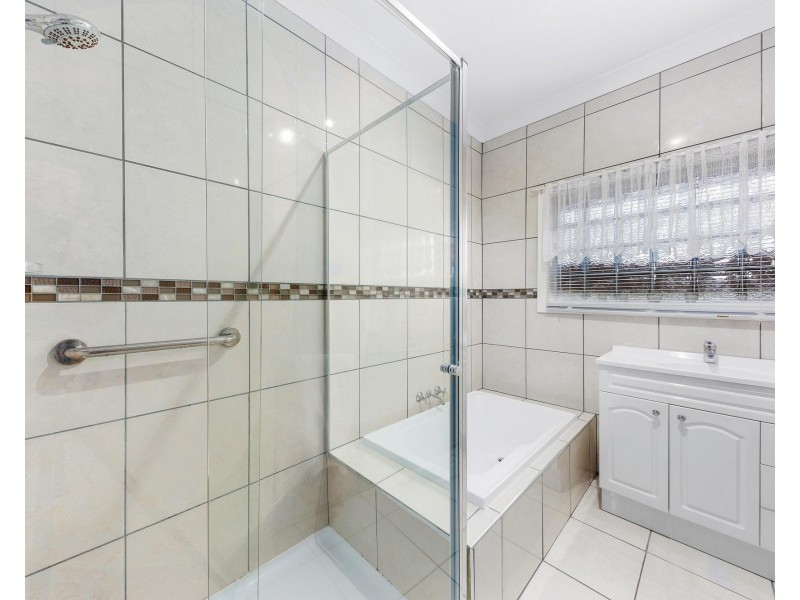 344 Station Road, St Albans VIC 3021