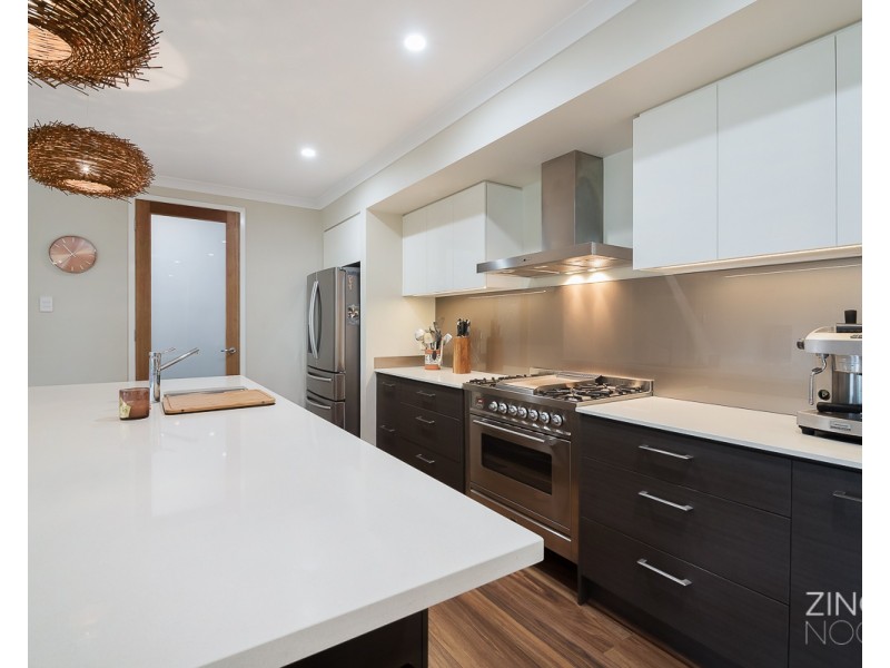 4 Smoke Bush Drive, Noosa Heads QLD 4567