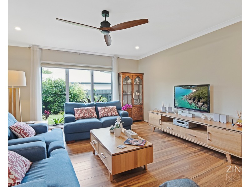 4 Smoke Bush Drive, Noosa Heads QLD 4567