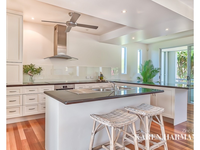 4 Maher Terrace, Sunshine Beach QLD 4567
