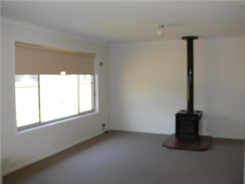 25 Happy Valley Road, Wallangarra QLD 4383