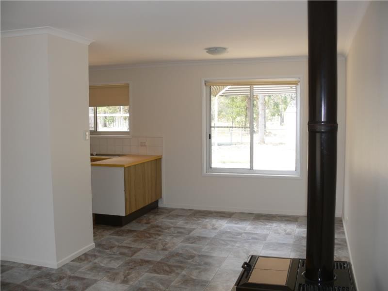 31 Happy Valley Road, Wallangarra QLD 4383