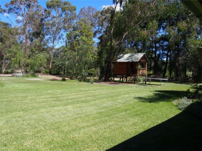 127 Poizeres Road, Cottonvale QLD 4375