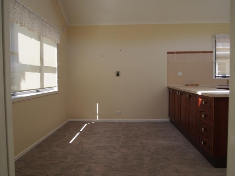 38 Symes Street, Stanthorpe QLD 4380