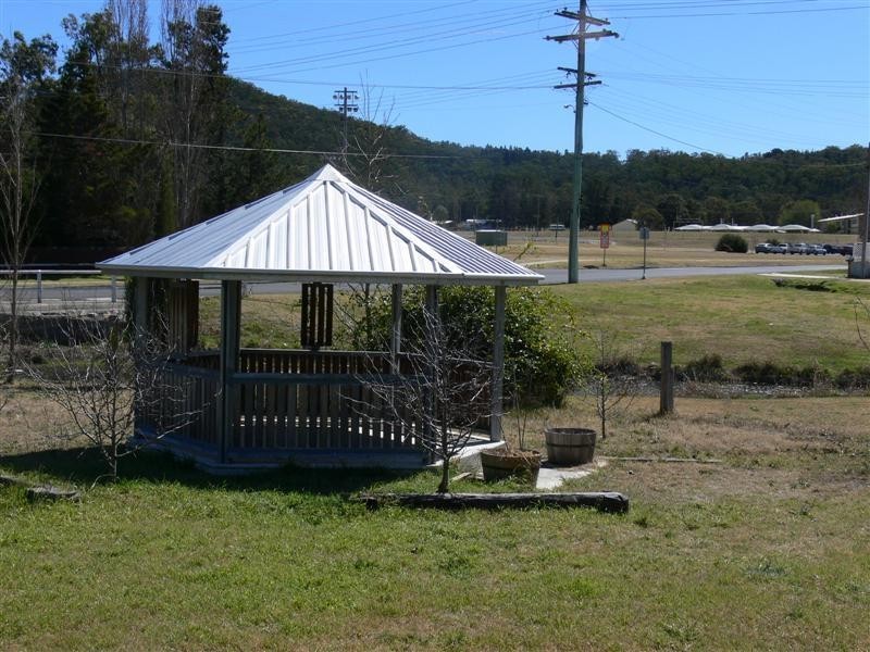 13 McGlew Street, Stanthorpe QLD 4380