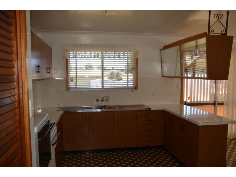 6 Kilpa Street, Stanthorpe QLD 4380