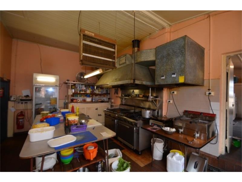 “The Regal Cafe” 161 High Street, Stanthorpe QLD 4380