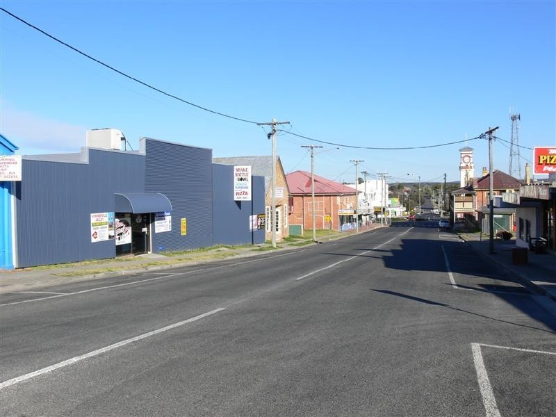 17 Railway Street, Stanthorpe QLD 4380