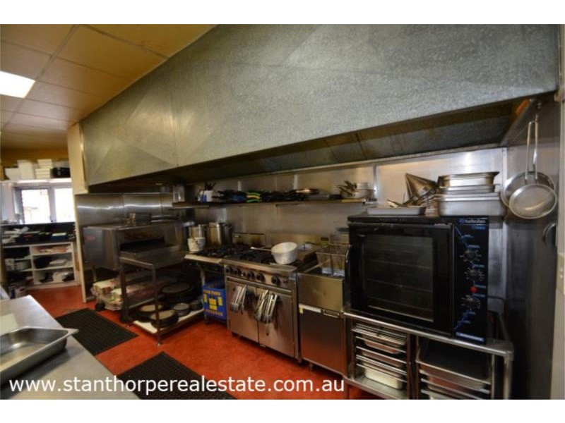 “L’Aquila” – 130 High Street, Stanthorpe QLD 4380