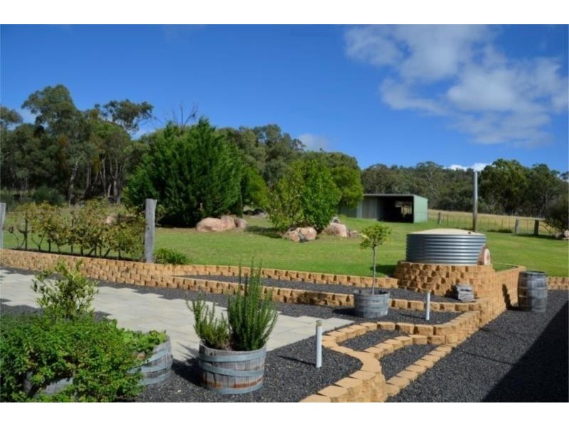 New England Larder, 234 Limberlost Road, Fletcher via, Stanthorpe QLD 4380