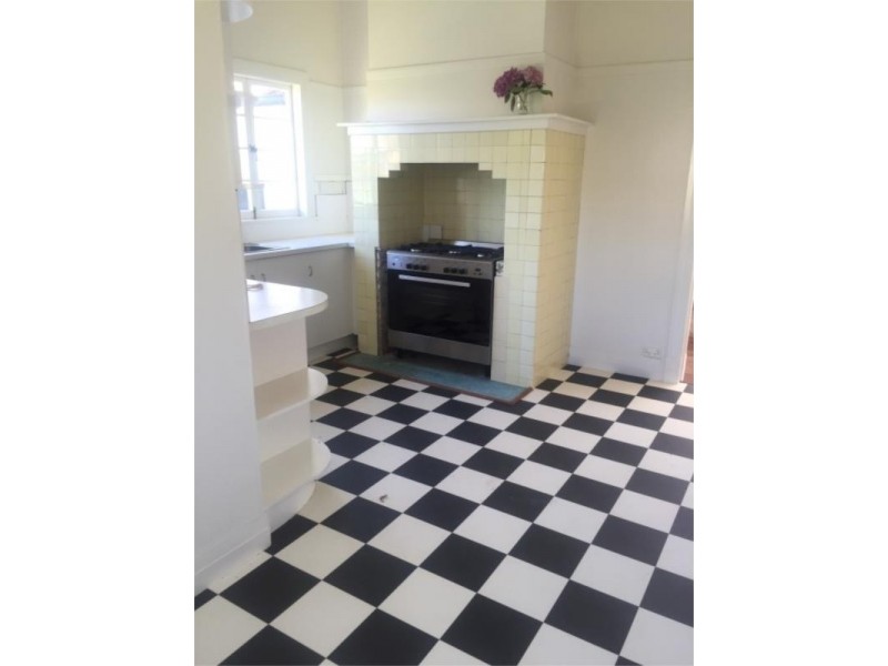 31 Archibald Street, Stanthorpe QLD 4380