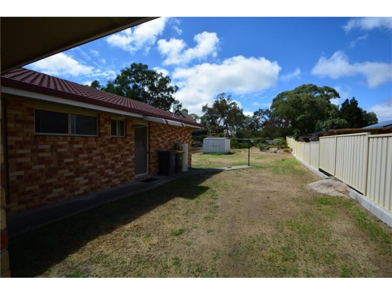 35 Granite Street, Stanthorpe QLD 4380