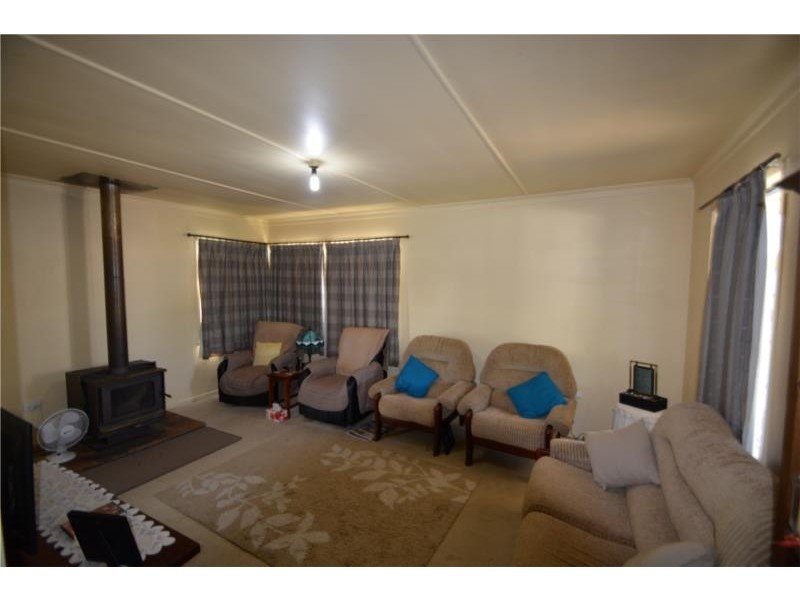 4 Thorpe Street, Stanthorpe QLD 4380