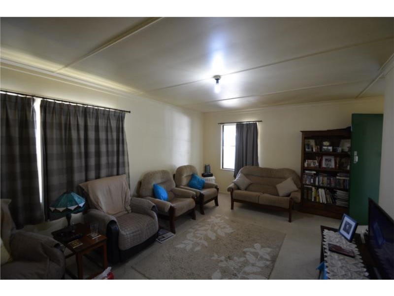 4 Thorpe Street, Stanthorpe QLD 4380